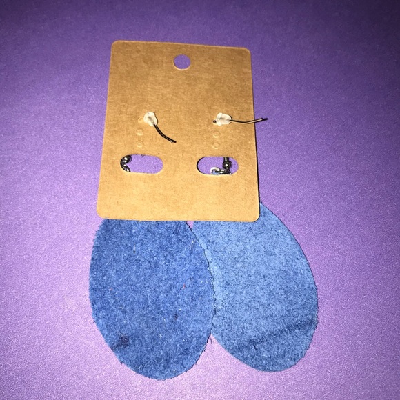 Brand New Blue Teardrop Earrings Faux Leather. 🎁 - Picture 4 of 4